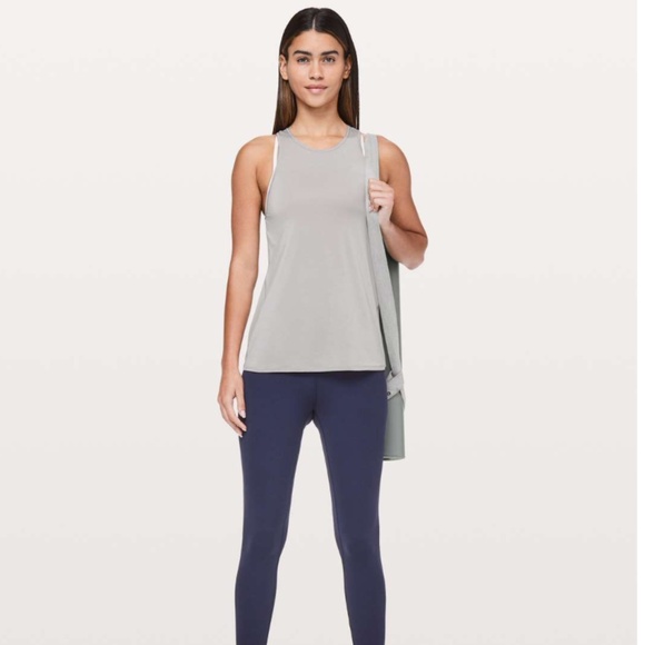 Lululemon Timeless Twist Tank Top Dark Chrome - Size 6 - Picture 9 of 12